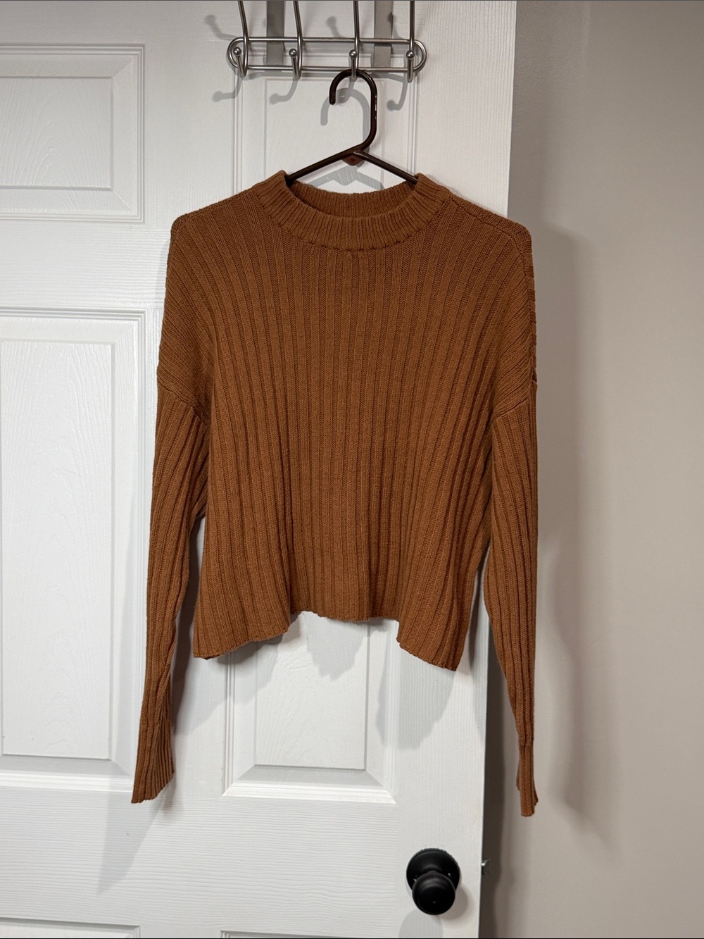 American Eagle Outfitters Ribbed Knit Sweater - Camel Brown
